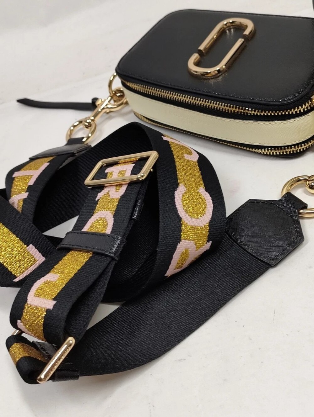 Marc Jacobs Black Crossbody Camera Bag with Gold Hardware and Logo Strap - Picture 4 of 11